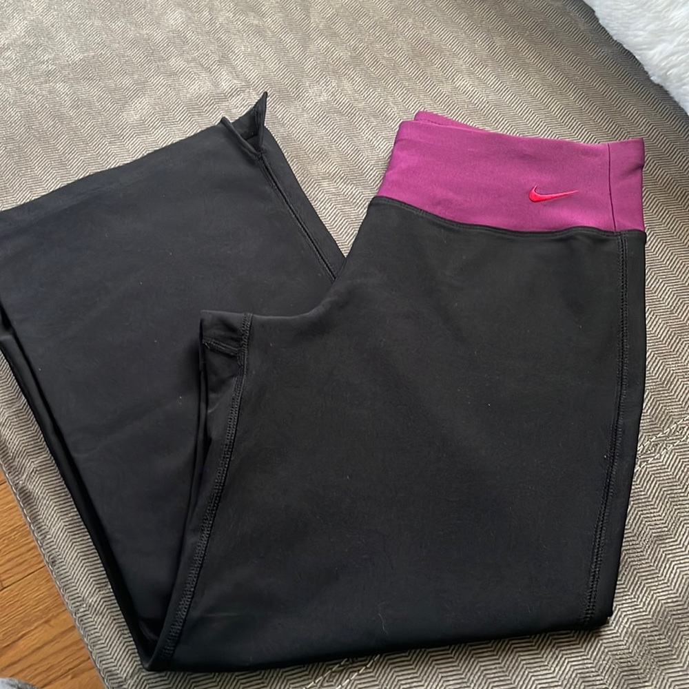 Nike cropped leggings